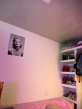 Melina-Smith online show from 28, 3, 2026