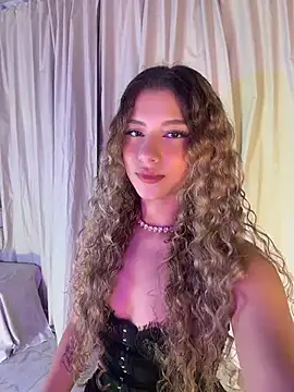 Snapshot of Melina-Smith chatting on 19, 6, 2026 Melina-Smith online show from 19, 6, 2026