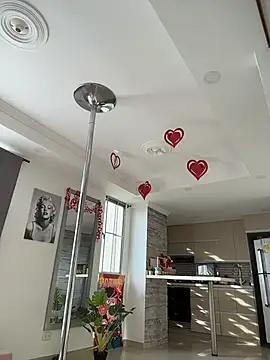 Melina-Smith online show from 6, 3, 2026