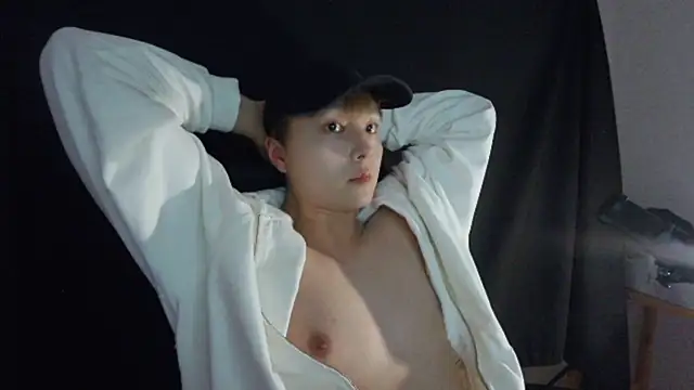 Snapshot of Tkcqcc chatting on 17, 3, 2025 Tkcqcc online show from 17, 3, 2025