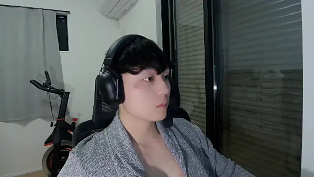 Snapshot of Tkcqcc chatting on 21, 10, 2025 Tkcqcc online show from 21, 10, 2025