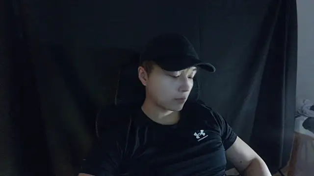 Snapshot of Tkcqcc chatting on 18, 3, 2025 Tkcqcc online show from 18, 3, 2025