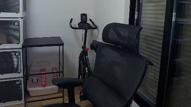 Snapshot of Tkcqcc chatting on 16, 3, 2026 Tkcqcc online show from 16, 3, 2026