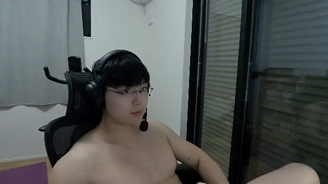 Snapshot of Tkcqcc chatting on 1, 10, 2025 Tkcqcc online show from 1, 10, 2025