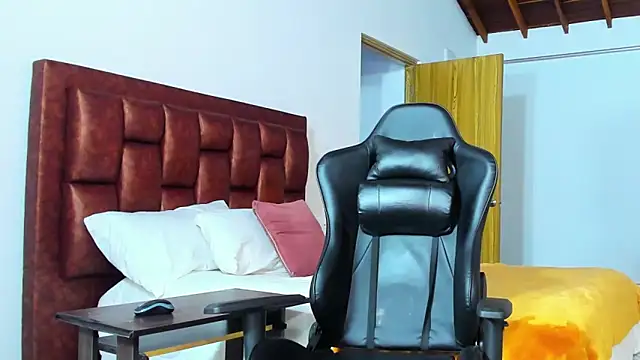 sexy blackman3606 online show from 23, 2, 2026