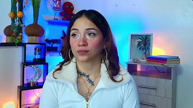 Snapshot of alisson_zafiro_ chatting on 22, 5, 2026 alisson zafiro online show from 22, 5, 2026