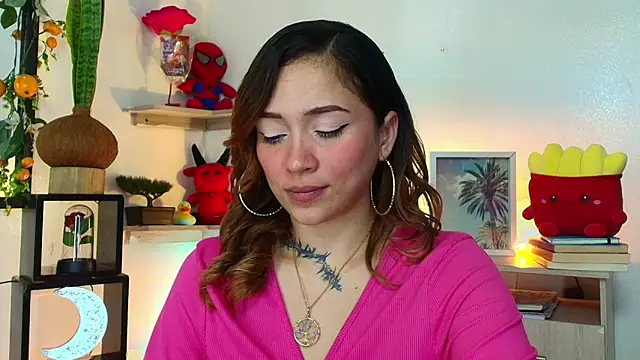 Snapshot of alisson_zafiro_ chatting on 20, 5, 2026 alisson zafiro online show from 20, 5, 2026