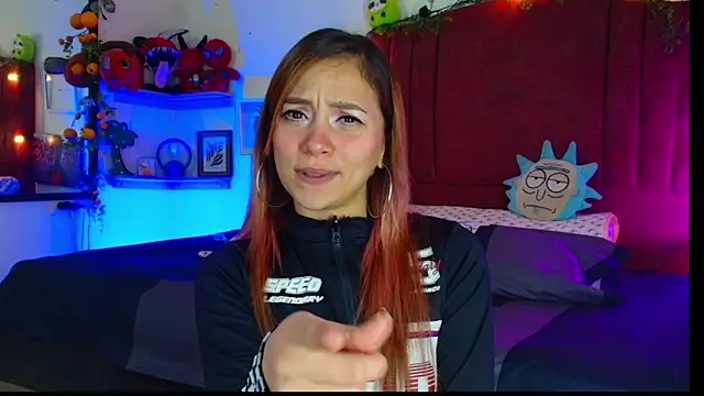 alisson zafiro  online show from 7, 1, 2026