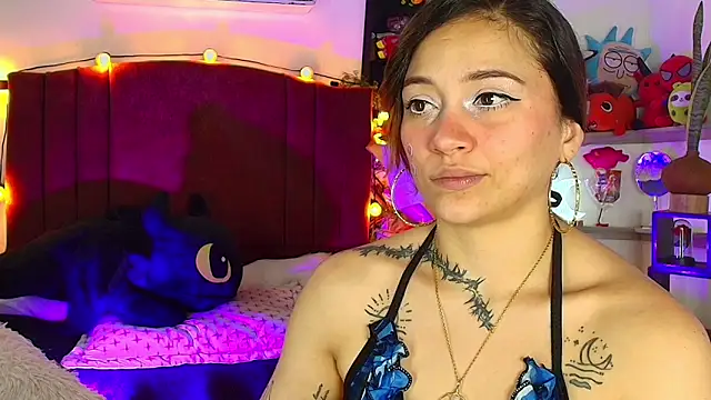 Snapshot of alisson_zafiro_ chatting on 11, 5, 2026 alisson zafiro online show from 11, 5, 2026