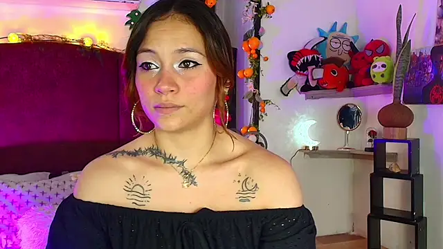 Snapshot of alisson_zafiro_ chatting on 4, 5, 2026 alisson zafiro online show from 4, 5, 2026
