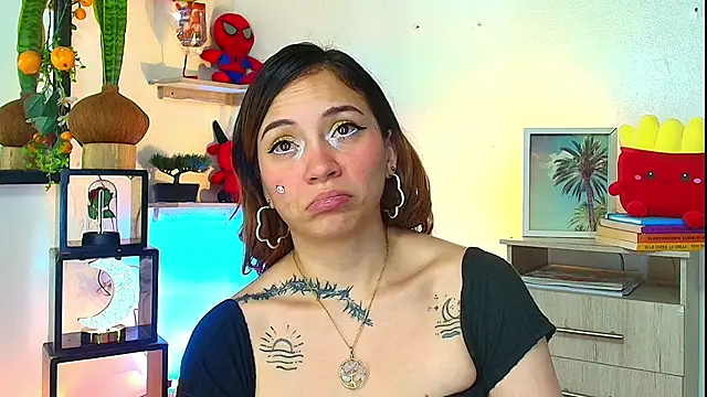 Snapshot of alisson_zafiro_ chatting on 25, 5, 2026 alisson zafiro online show from 25, 5, 2026