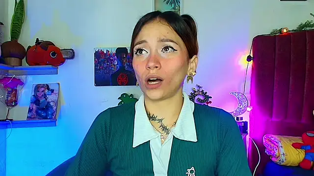 alisson zafiro  online show from 23, 3, 2026