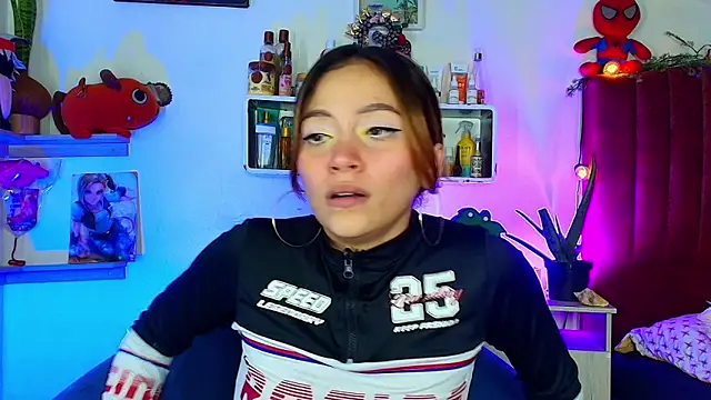 alisson zafiro  online show from 15, 3, 2026