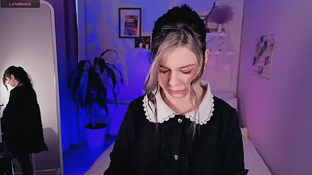 Lil Amelie online show from 15, 11, 2025