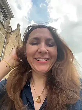 Snapshot of JasmineGlamour chatting on 4, 7, 2026 JasmineGlamour online show from 4, 7, 2026