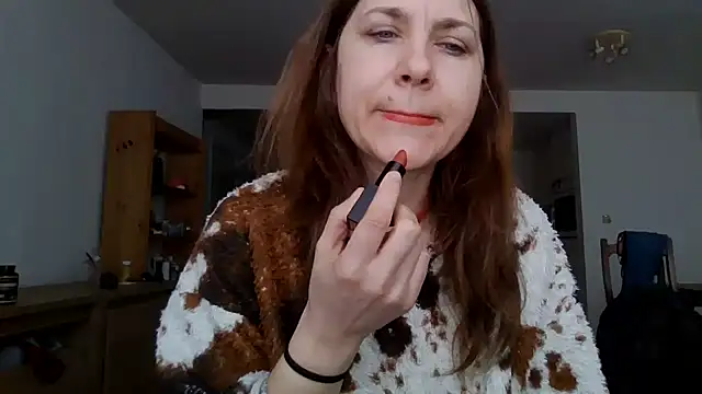 JasmineGlamour online show from 10, 4, 2026