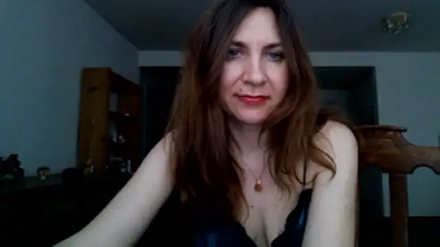 JasmineGlamour online show from 2, 6, 2026