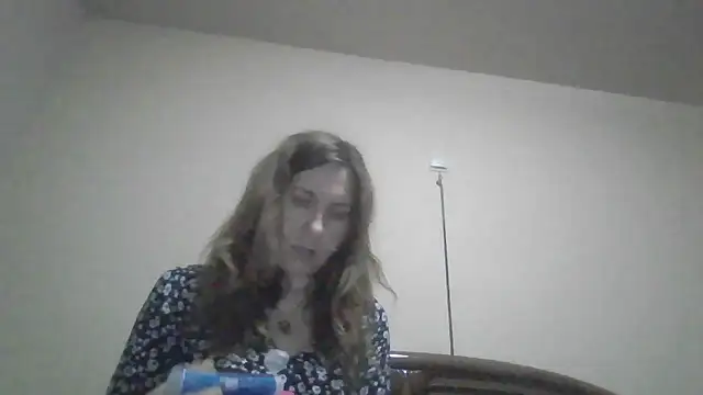 JasmineGlamour online show from 22, 12, 2025