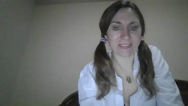 JasmineGlamour online show from 9, 1, 2026