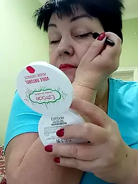 Snapshot of FantasyMichelle chatting on 3, 2, 2025 FantasyMichelle online show from 3, 2, 2025