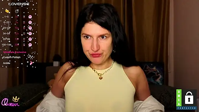Snapshot of Alianna_Solo_Kisses chatting on 1, 6, 2026 Alianna Solo Kisses online show from 1, 6, 2026