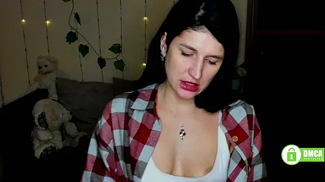 Alianna Solo Kisses online show from 18, 2, 2025