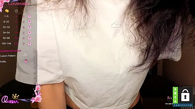 Snapshot of Alianna_Solo_Kisses chatting on 13, 5, 2026 Alianna Solo Kisses online show from 13, 5, 2026