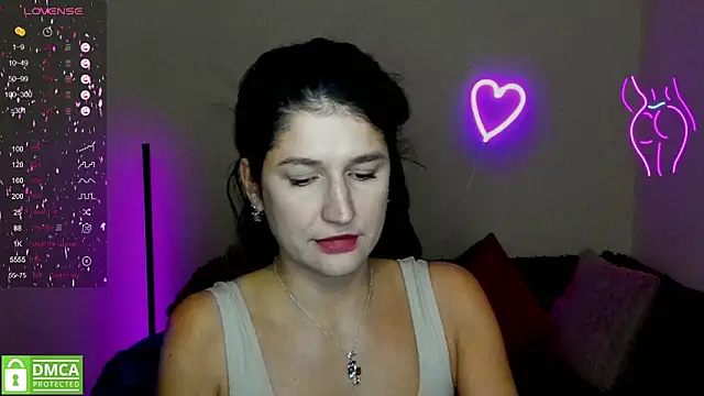 Alianna Solo Kisses online show from 24, 2, 2025