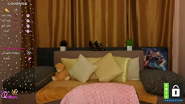 Snapshot of Alianna_Solo_Kisses chatting on 6, 6, 2026 Alianna Solo Kisses online show from 6, 6, 2026