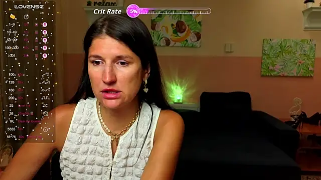 Snapshot of Alianna_Solo_Kisses chatting on 20, 7, 2026 Alianna Solo Kisses online show from 20, 7, 2026
