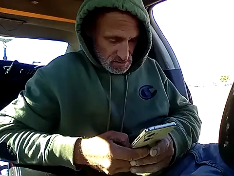 Stickybros2u online show from 3, 12, 2025