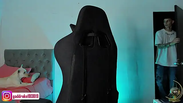 god drake online show from 7, 2, 2025