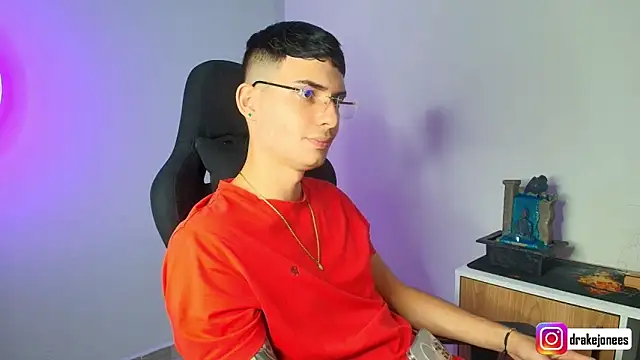 god drake online show from 22, 4, 2026