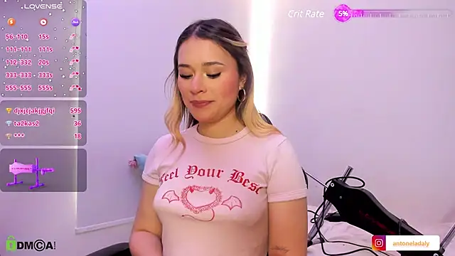 Snapshot of AntonelaDaly chatting on 16, 3, 2025 AntonelaDaly online show from 16, 3, 2025