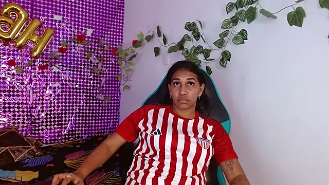 Snapshot of Kristel_lee chatting on 19, 11, 2025 Kristel lee online show from 19, 11, 2025