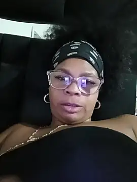 Melanie candy  online show from 6, 2, 2026