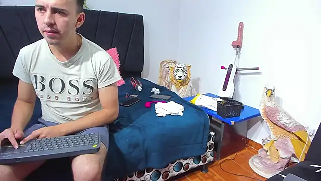 big-dicktop23 online show from 17, 12, 2025