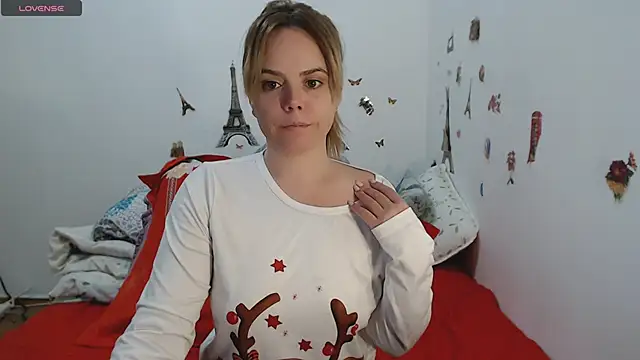 hotmilf4uxxx online show from 18, 1, 2026