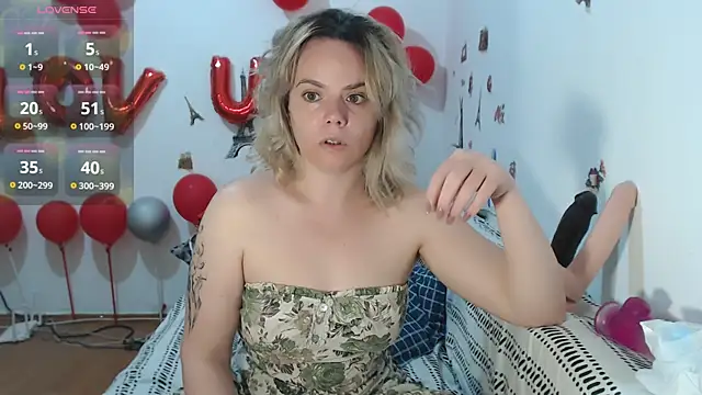 hotmilf4uxxx online show from 7, 4, 2026