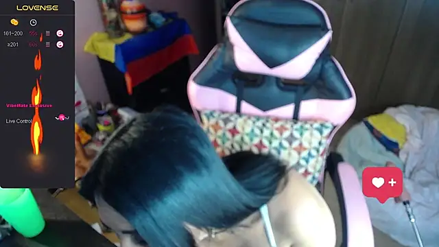 Snapshot of paolagomez_ chatting on 21, 10, 2025 paolagomez online show from 21, 10, 2025