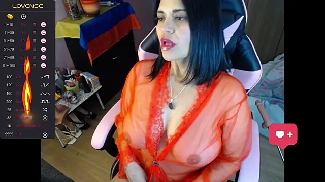 Snapshot of paolagomez_ chatting on 15, 10, 2025 paolagomez online show from 15, 10, 2025