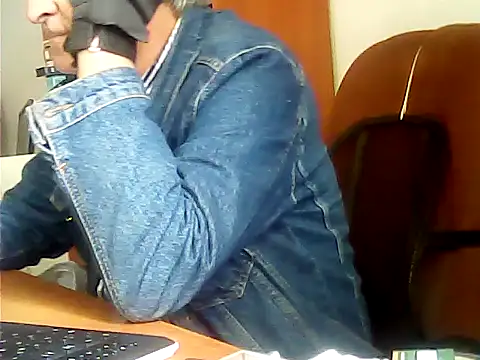 Snapshot of zormen355 chatting on 1, 6, 2026 zormen355 online show from 1, 6, 2026