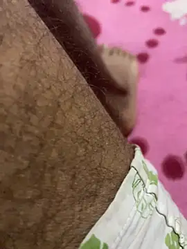 yourluckyfuckboy online show from 2, 12, 2025