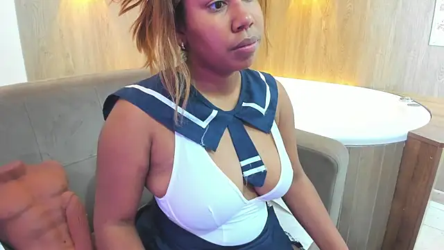 Snapshot of Lizzie_Williams_ chatting on 4, 6, 2026 Lizzie Williams online show from 4, 6, 2026