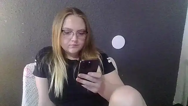 PhatAssBlond online show from 28, 2, 2025