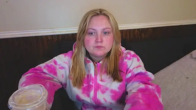 PhatAssBlond online show from 17, 2, 2026