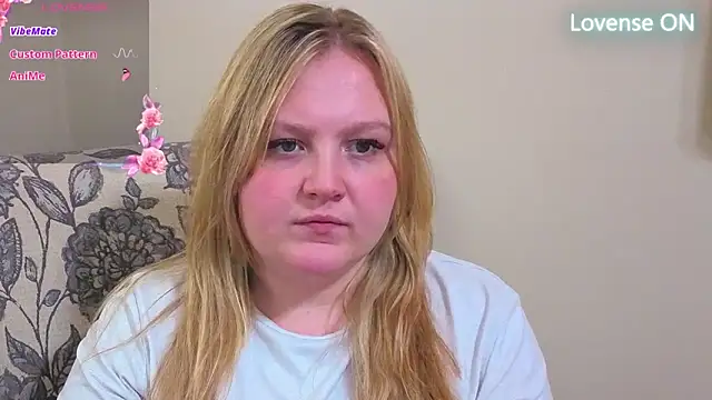 PhatAssBlond online show from 21, 4, 2026