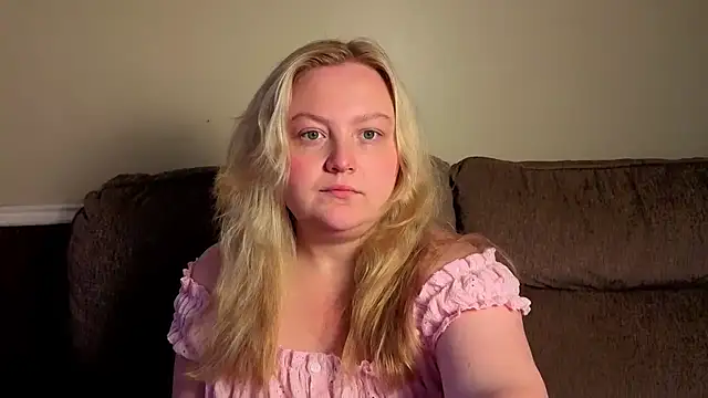 PhatAssBlond online show from 15, 7, 2026