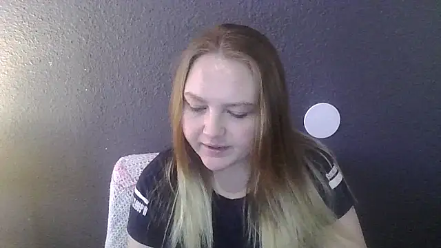 PhatAssBlond online show from 28, 2, 2025