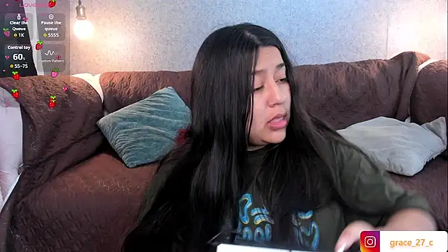 Snapshot of grace77__ chatting on 25, 4, 2026 grace77 online show from 25, 4, 2026